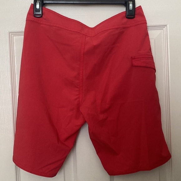 💚Volcom Boys size 29 board shorts - Picture 4 of 6